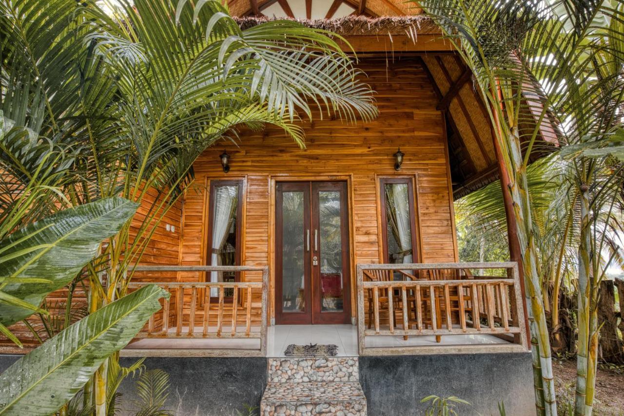 Indah Guest House Nusa Penida Sakti Buitenkant foto